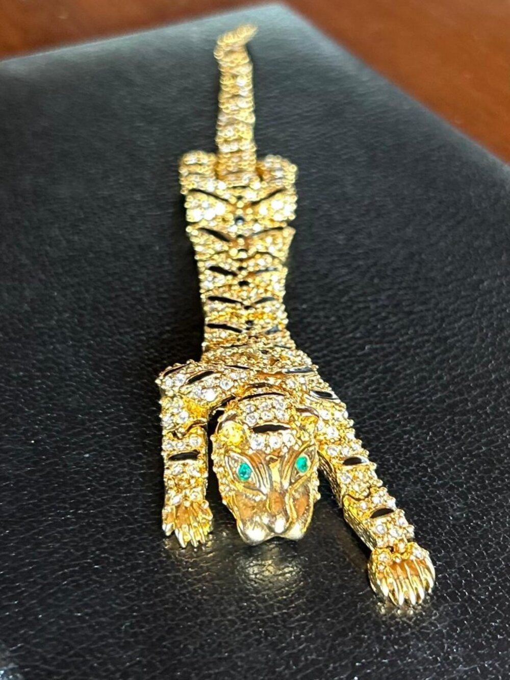 Vintage leopard brooch